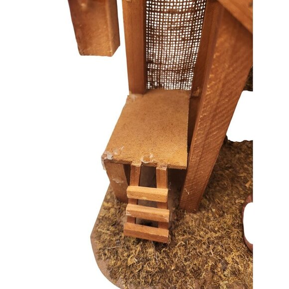 Large Nativity Christmas Holiday Set With 9 Figurines & Stable - Picture 9 of 16